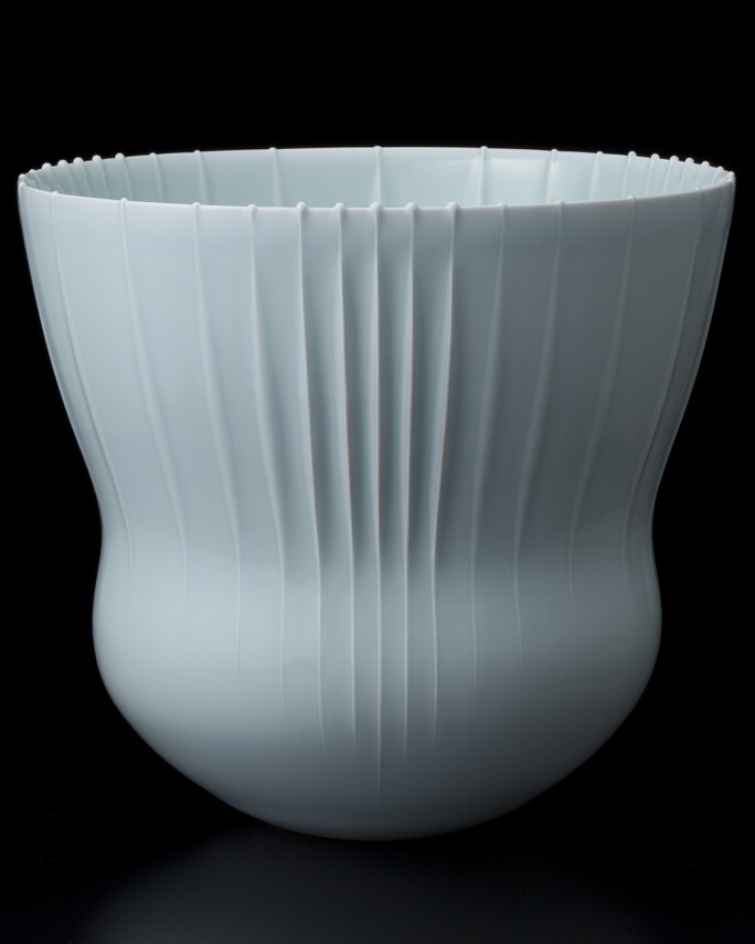 青磁堆磁線文鉢