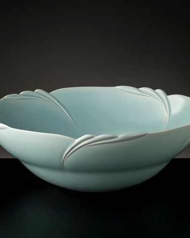 青磁堆磁線文鉢