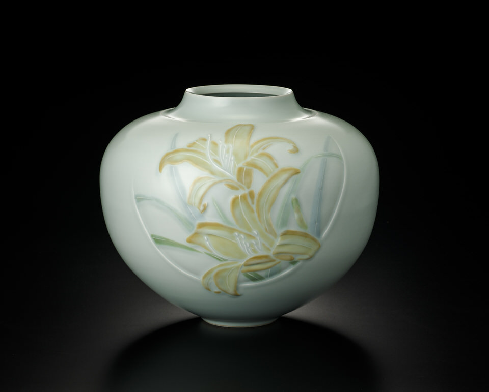 堆磁釉彩野萱草文壷