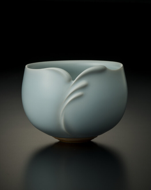 神農厳作　青磁　野草図　花入　共箱　共布　略歴付　花瓶 神農厳作 青磁 野草図 花入 共箱 共布 略歴付 花瓶 - メルカリ